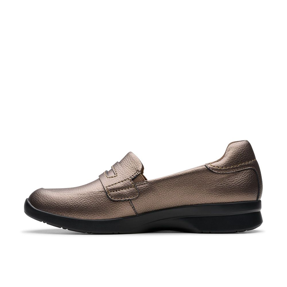 Clarks 女款Ellowyn Penny 舒適好感便士樂福鞋 CLF80091C