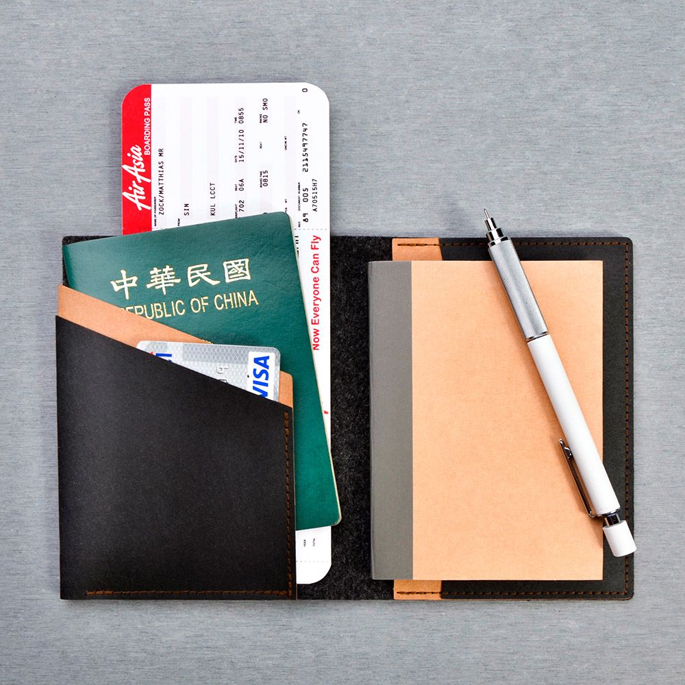  護照夾_醇酒紅 輕薄簡約 優雅旅行隨時展開