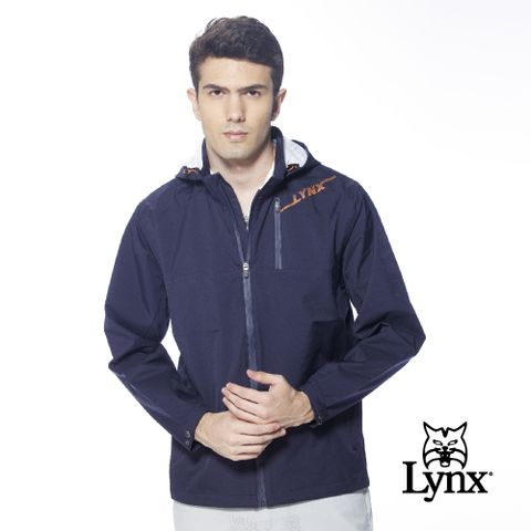 【Lynx Golf】男款防水透濕功能經典山貓印花拉鍊胸袋設計長袖可拆式連帽外套(三色)