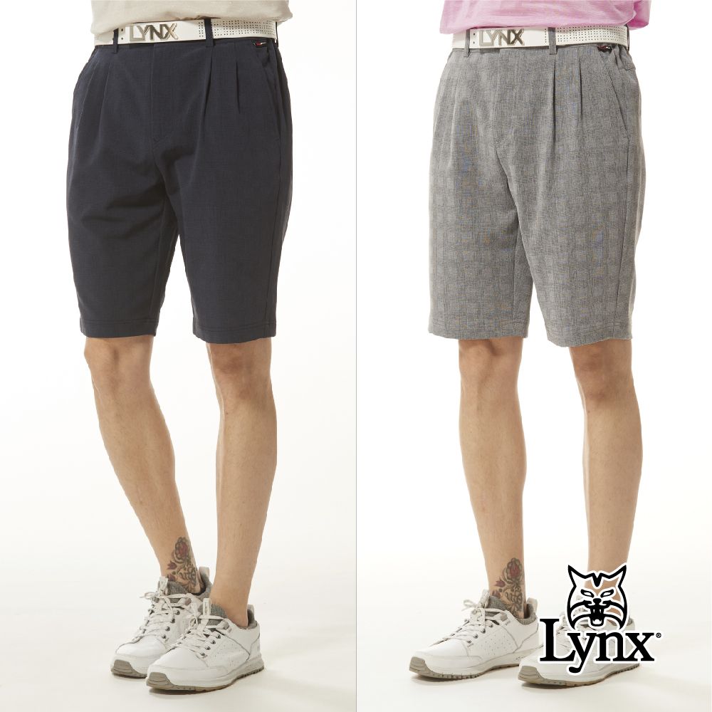 Lynx Golf 男款日本進口布料彈性涼感機能經典格紋左右兩側鬆緊帶設計雙折休閒短褲(二色)