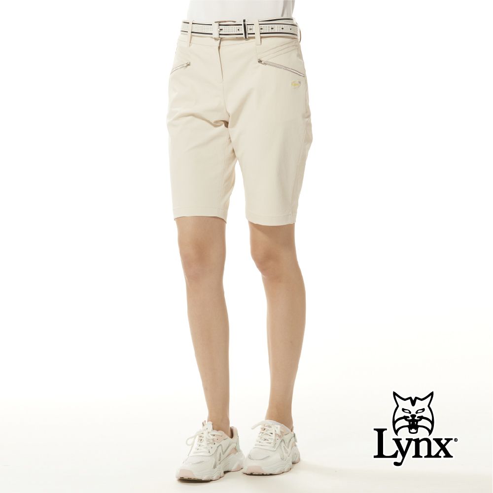 Lynx Golf 女款日本進口布料吸排抗UV功能素面款造型拉鍊口袋褲口開杈設計直筒五分褲(二色)