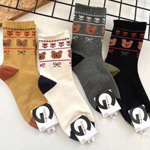 韓國襪 男女襪 紳士小熊撞色襪 小熊中筒襪 塗鴉襪 socks