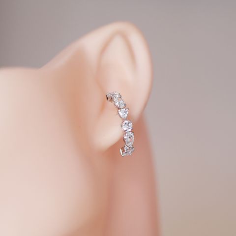 SWAROVSKI 施華洛世奇 Tennis Deluxe 扣式耳環 鍍白金色 5563322