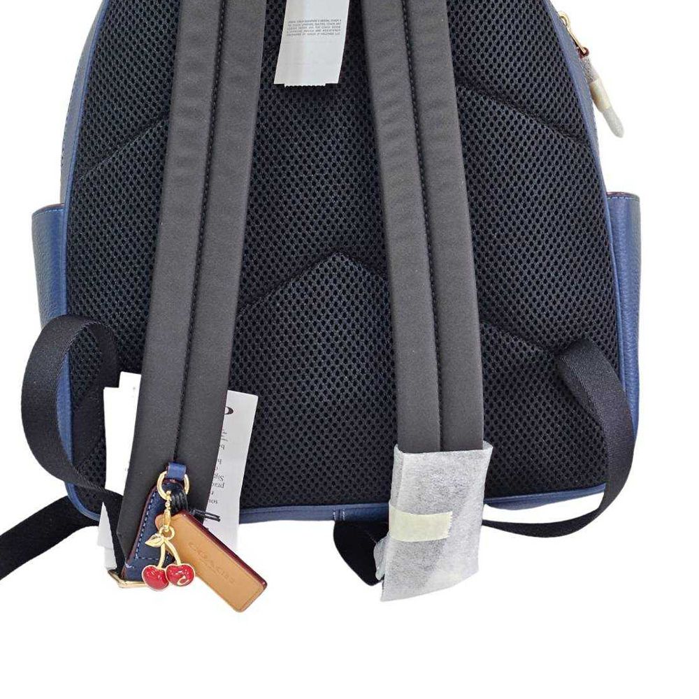 COACH 蔻馳 新款 COURT經典Logo丹寧布拼接後背包附櫻桃吊飾(單寧藍/贈原廠防塵袋紙袋)