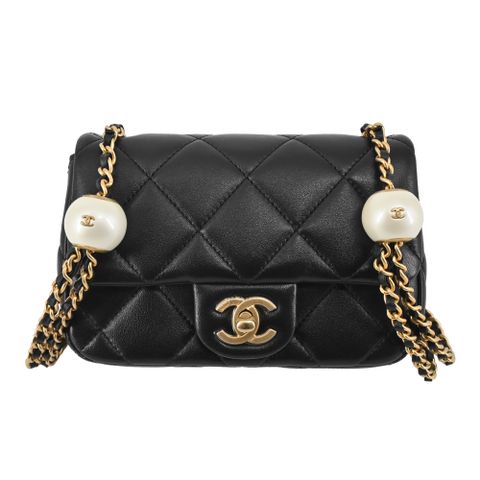 CHANEL 香奈兒 MINI FLAP 雙C LOGO菱格紋珍珠款雙珠小羊皮肩背/斜背包(黑色)