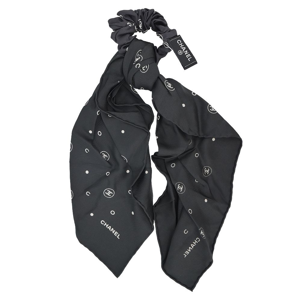 CHANEL 香奈兒 經典雙C LOGO 印花絲綢斜紋絲巾/髮飾(黑色)