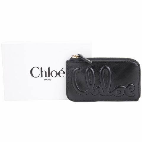 CHLOE 蔻依 C 草寫縫線字母亮面小牛皮卡片夾/零錢包(黑色)