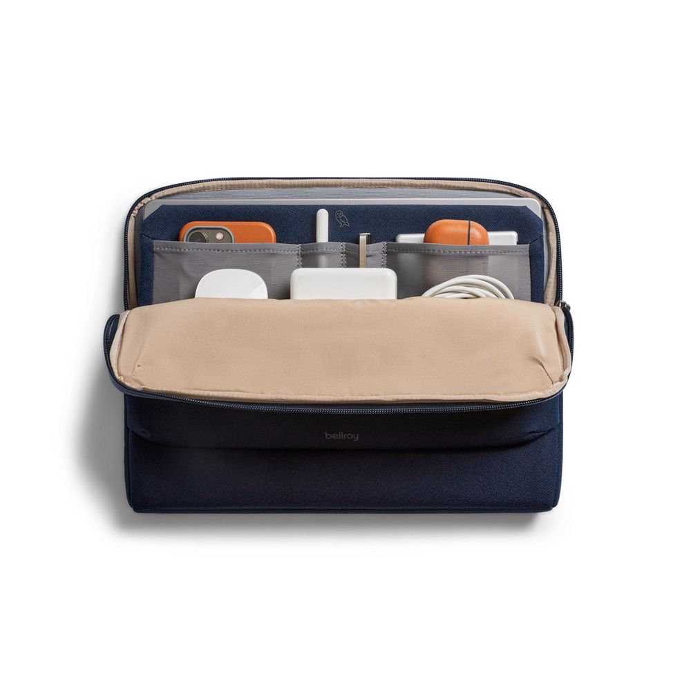 Bellroy  Laptop Caddy 16 inch 電腦包(DLCB)