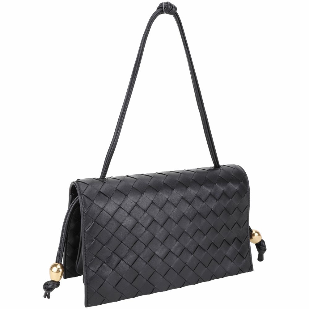BOTTEGA VENETA ストラップ トリオ ポーチ Trio Pouch on Strap Bottega Veneta | TikTok