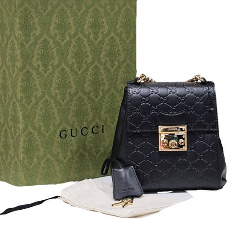 GUCCI 古馳 Padlock系列 黑色Gucci Signature後背包禮盒組