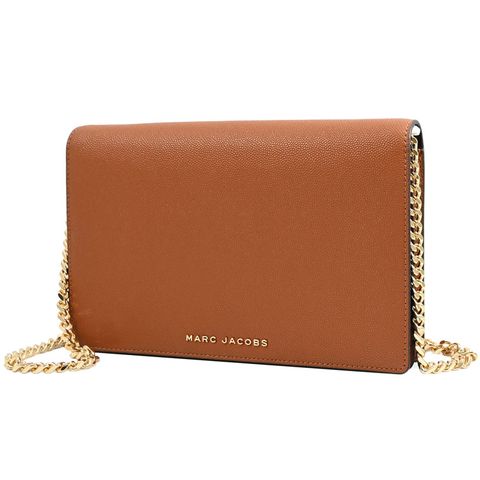 MARC JACOBS 馬克賈伯 浮雕LOGO粒紋翻蓋斜背鍊包.咖