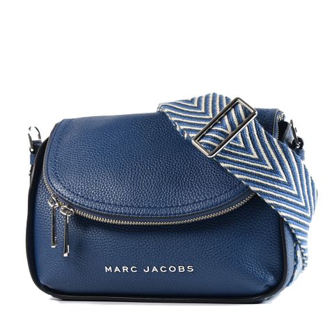 MARC JACOBS 寬背帶荔枝紋拉鍊暗層磁吸釦翻蓋斜背包-蔚藍