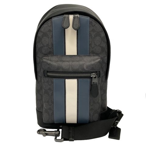 COACH 蔻馳 新款C LOGO前拉鏈男款單肩胸前斜背包(黑灰/藍白直紋)