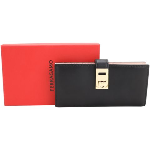 Salvatore Ferragamo Hug 馬蹄皮扣帶撞色內裡光滑小牛皮長夾(黑色)
