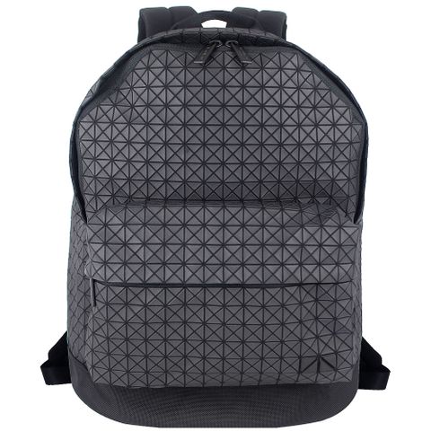 ISSEY MIYAKE 三宅一生 BAOBAO 黑壓紋三角方格後背包