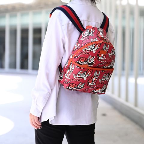GUCCI 271327 Kids 老虎印花休閒雙肩後背包.紅/橘邊