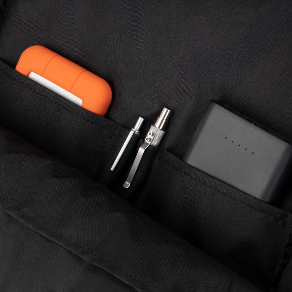 Incase Campus Compact Backpack 16吋 校園輕巧筆電後背包 (碳黑)