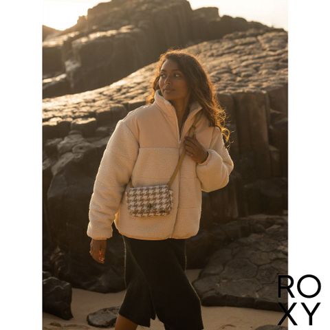 【ROXY】COZY SUNSET 肩背包 淡黃色