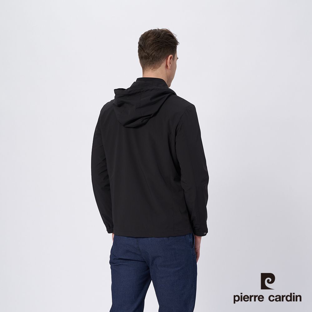 Pierre Cardin 皮爾卡登 男款 帥氣連帽薄夾克外套-黑色 (5215662-99)