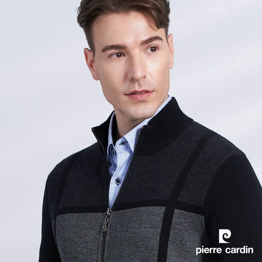 Pierre Cardin 皮爾卡登 男款 純羊毛針織質感立領毛衣外套-黑色(5225411-99)