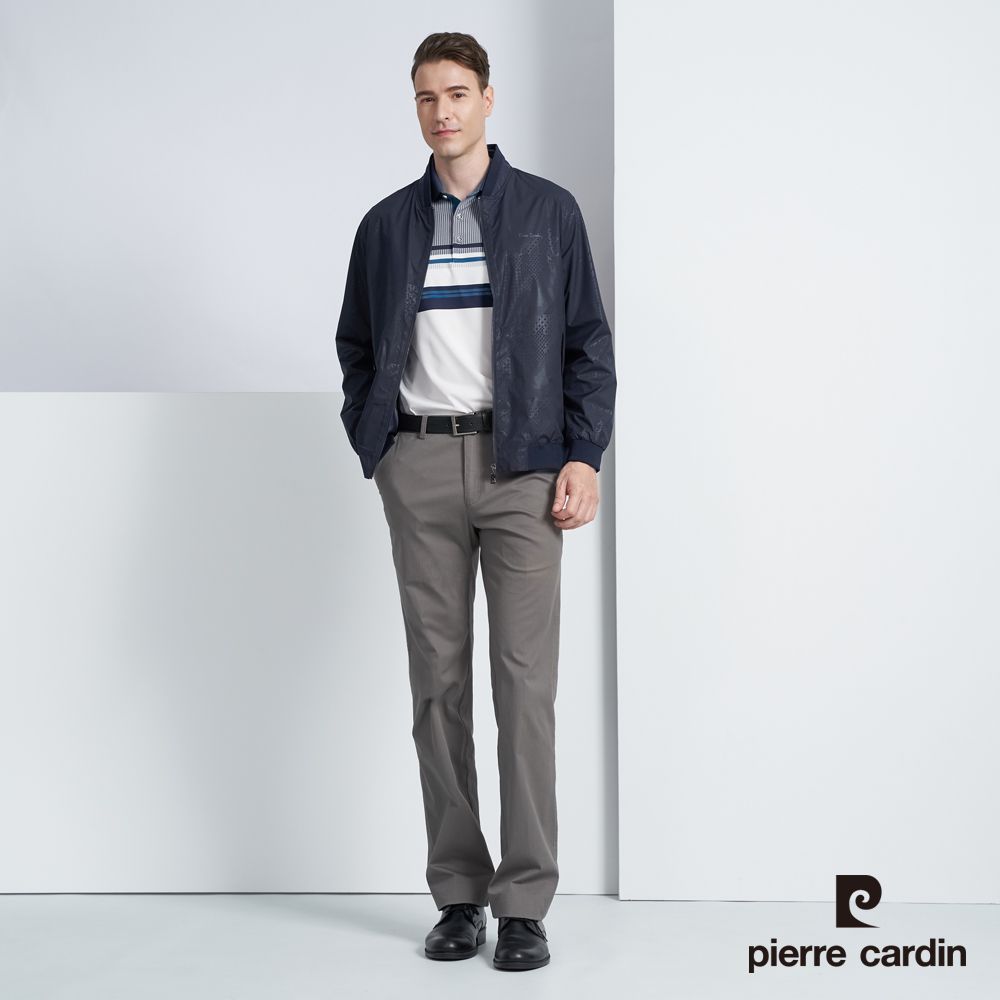 Pierre Cardin 皮爾卡登 男款 都會休閒棒球領暗紋壓花薄夾克外套-丈青色 (5225665-38)