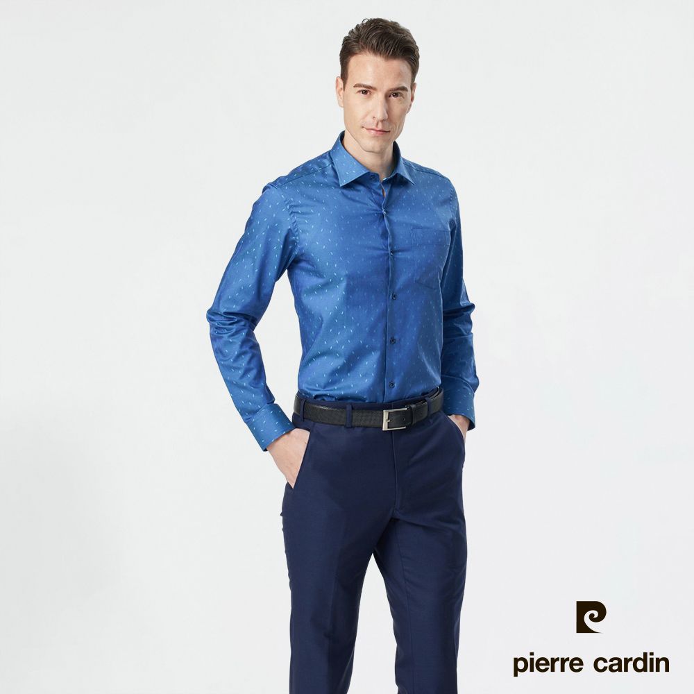 Pierre Cardin 皮爾卡登 男襯衫 進口素材合身版純棉潮流藝術印花長袖襯衫_典雅藍(81823-37)