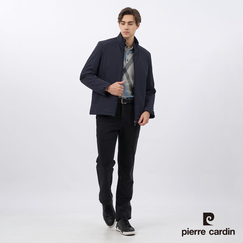 Pierre Cardin 皮爾卡登 男裝 都會休閒素色立領鋪棉夾克外套-深藍色 (5235766-38)