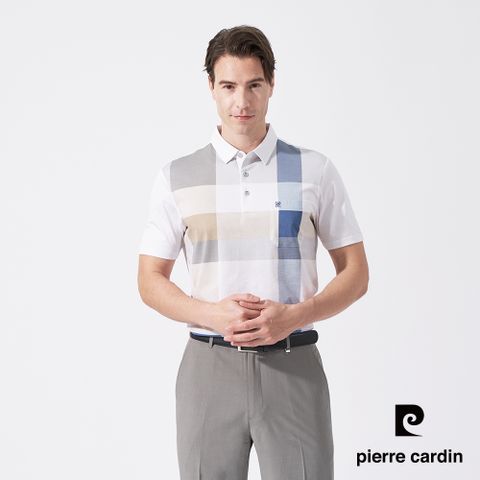 【pierre cardin 皮爾卡登】男款 胸前印格彈性短袖POLO衫-藍色 (5247214-35)