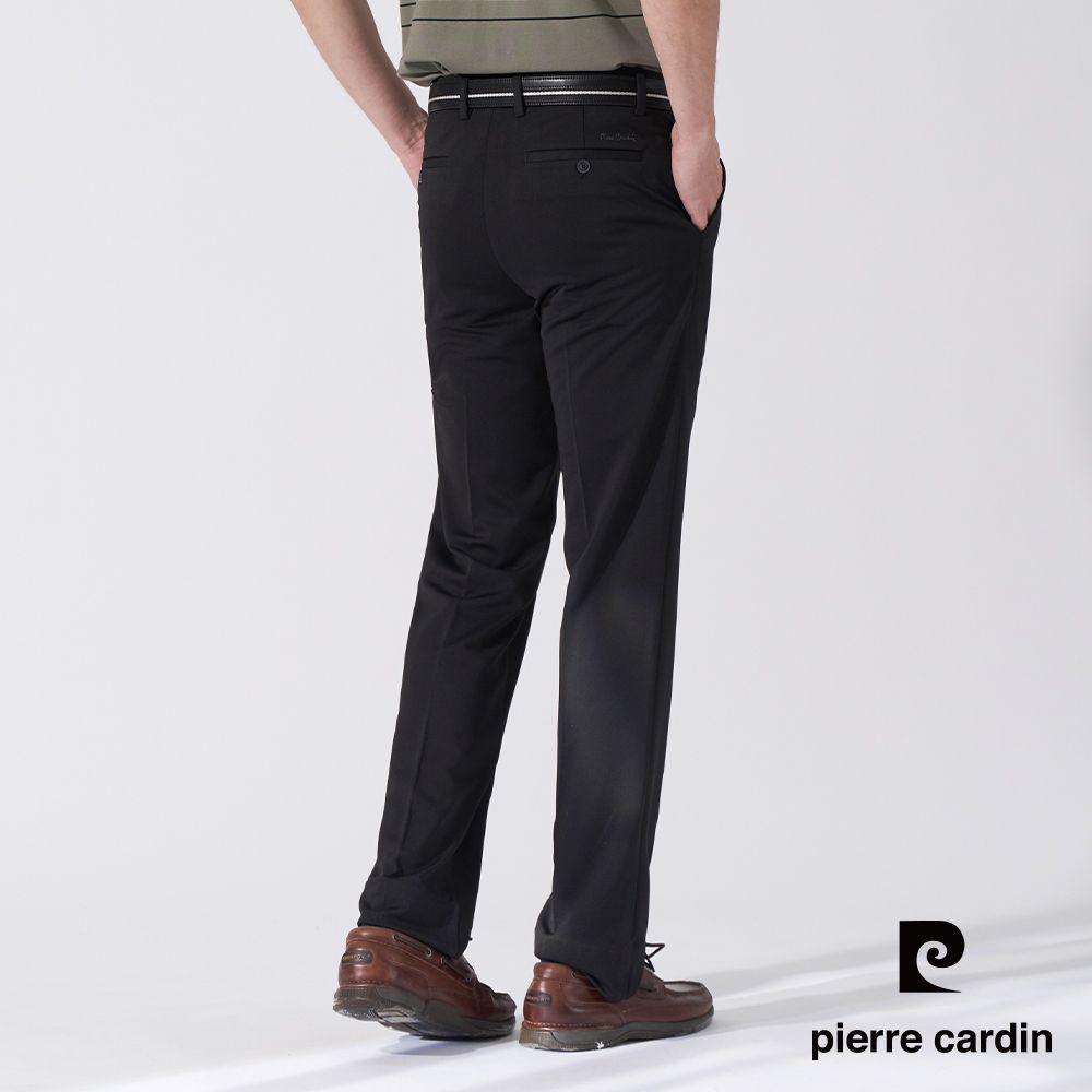 Pierre Cardin 皮爾卡登 男款 微彈性暗紋伸縮腰頭平口合身西裝褲-黑色 (5247852-99)