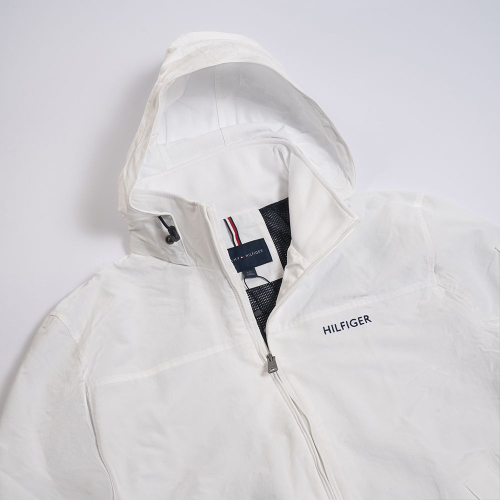 Tommy Hilfiger TOMMY 熱銷刺繡文字連帽風衣外套-白色