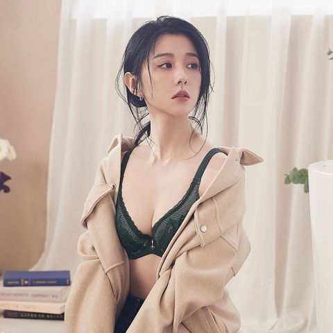 曼黛瑪璉 Hibra大波內衣 D85-F罩杯(墨綠)