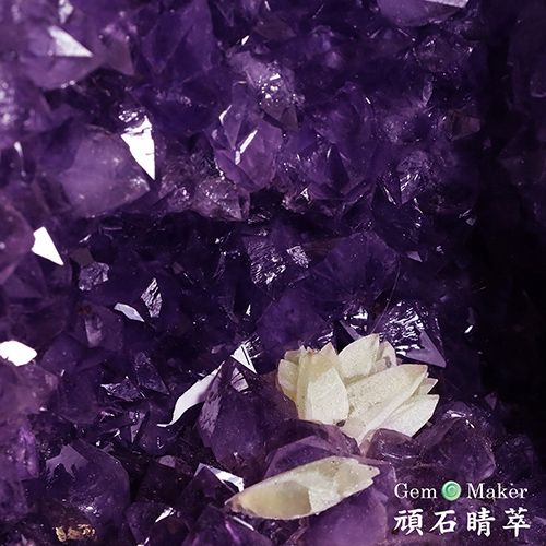 GemMaker 頑石睛萃開運招財天然巴西紫晶洞FA-308(12.2kg GemMaker 頑石睛萃開運招財天然巴西紫晶洞FA-308(12.2kg