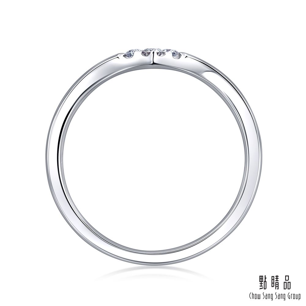 Chow Sang Sang Group 點睛品  PROMESSA 小皇冠系列 V型簡約 18K金鑽石戒指(女戒)