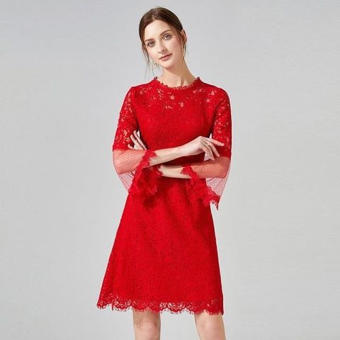 《D'Fina 時尚女裝》 大碼紅色歐洲站棉花糖女孩優雅顯瘦洋裝