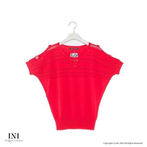 【南紡購物中心】 【INI】優雅質感、專櫃時尚針織上衣．紅色
