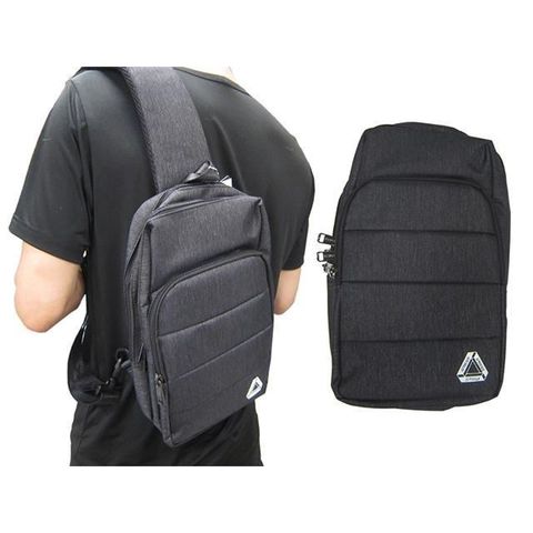 【南紡購物中心】 SPYWALK 胸前包中容量二主袋+外袋共五層USB+內線防水尼龍布單左右肩
