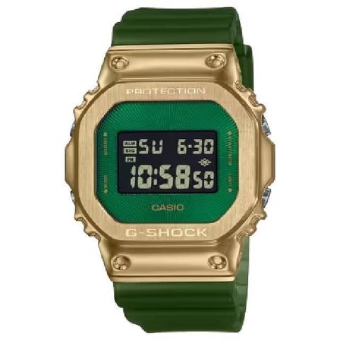 【南紡購物中心】 【CASIO卡西歐】GM-5600CL-3 沙漠荒野金屬時尚潮流腕錶 低奢綠  43.2mm