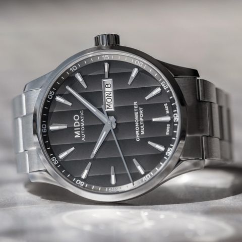 MIDO 美度 MULTIFORT 先鋒系列 天文台認證 日期機械腕錶 母親節 禮物 推薦 42mm / M0384311106100