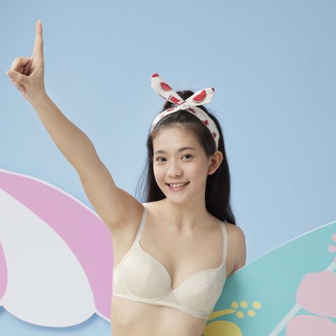 BeenTeen 嬪婷 【BeenTeen】學生系列-ACE ICE涼爽纖維 A-C罩杯第三階段軟鋼圈內衣(沙灘白)-BB2337CR