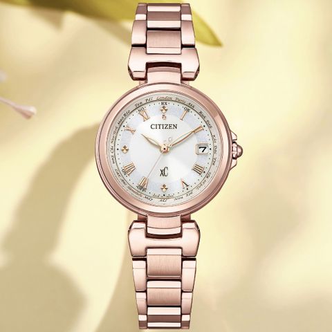 CITIZEN星辰 xC系列 光動能 電波萬年曆腕錶 27.8mm / EC1037-69A