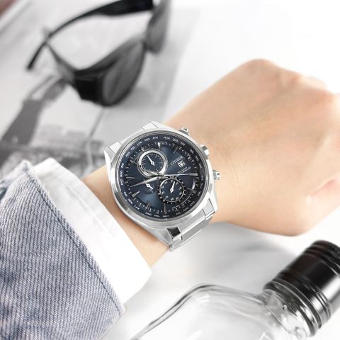 CITIZEN 星辰表 / AT8260-85L / 光動能萬年曆電波錶藍寶石水晶玻璃日期不鏽鋼手錶 藍色 43mm
