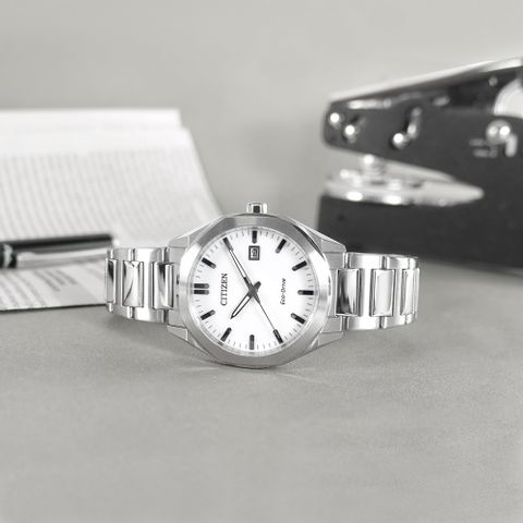 CITIZEN 星辰 表 / BM7620-83A / 光動能 八角形 日期 防水100米 不鏽鋼手錶 白色 38mm