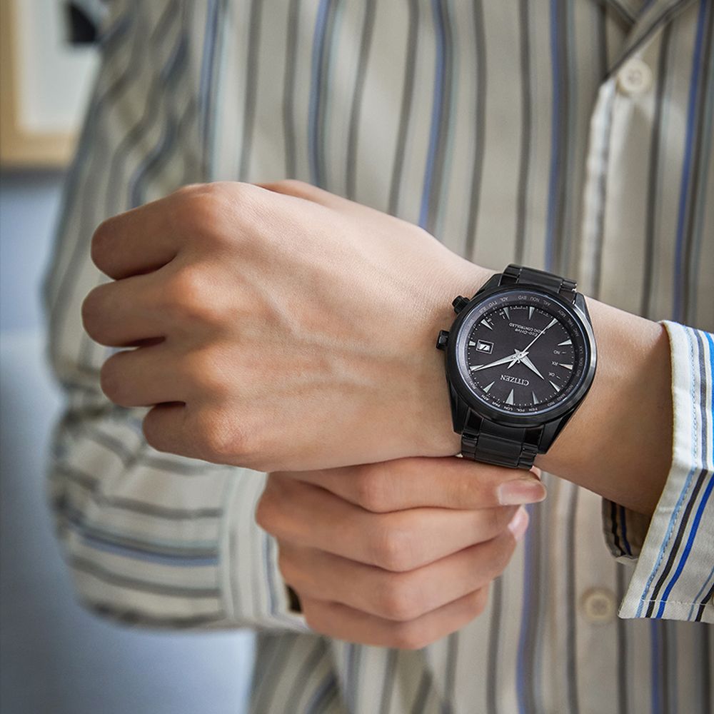 CITIZEN 星辰 GENTS光動能萬年曆電波錶/全黑/43mm/CB0275-83E