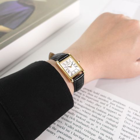 SEIKO 精工 / SWR054P1 / 復古方形 羅馬刻度 小巧典雅 壓紋真皮手錶 白x金框x黑 19mm