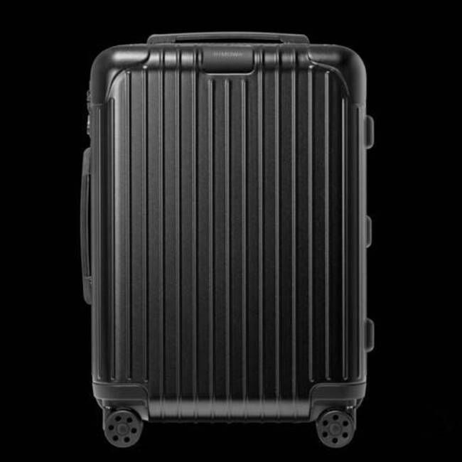 Rimowa 日默瓦  Essential Cabin 21吋登機箱 霧黑色