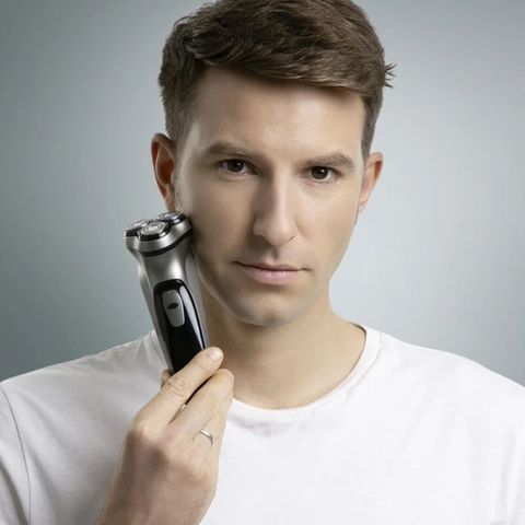 【小米有品】映趣Blackstone 智能USB充電式三刀頭全自動刮鬍刀