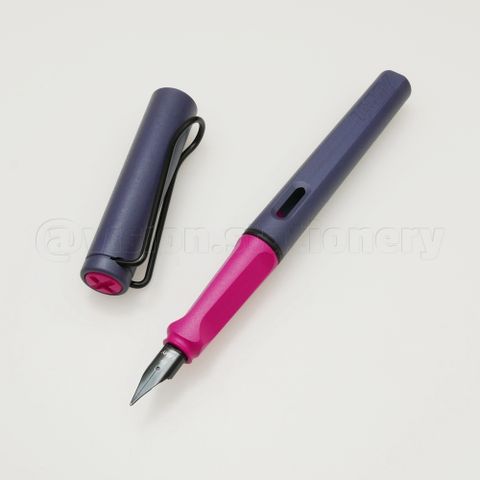 LAMY SAFARI 狩獵者系列鋼筆 2024 限定色 / 懸岩粉紅