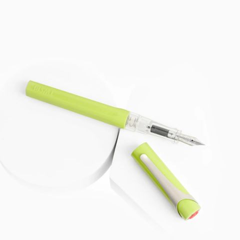 台灣 TWSBI 三文堂《SWIPE 系列鋼筆》牛油果綠 Pear Green
