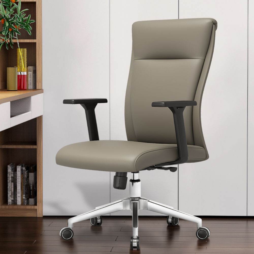 IDEA -爵恩貼合曲線皮革人體工學辦公椅