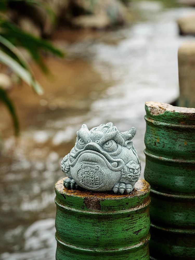 銅製 金蟾 招財進宝 開運 風水 招財 置物 工芸品 装飾品 銅製 金蟾 招財進宝 開運 風水 招財 置物 工芸品 装飾品 - メルカリ